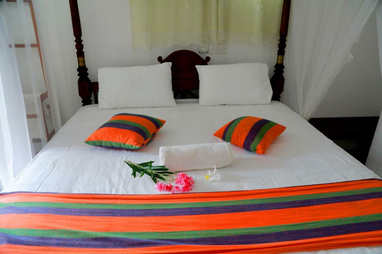 Nisala Guest Hotell Galle Exteriör bild