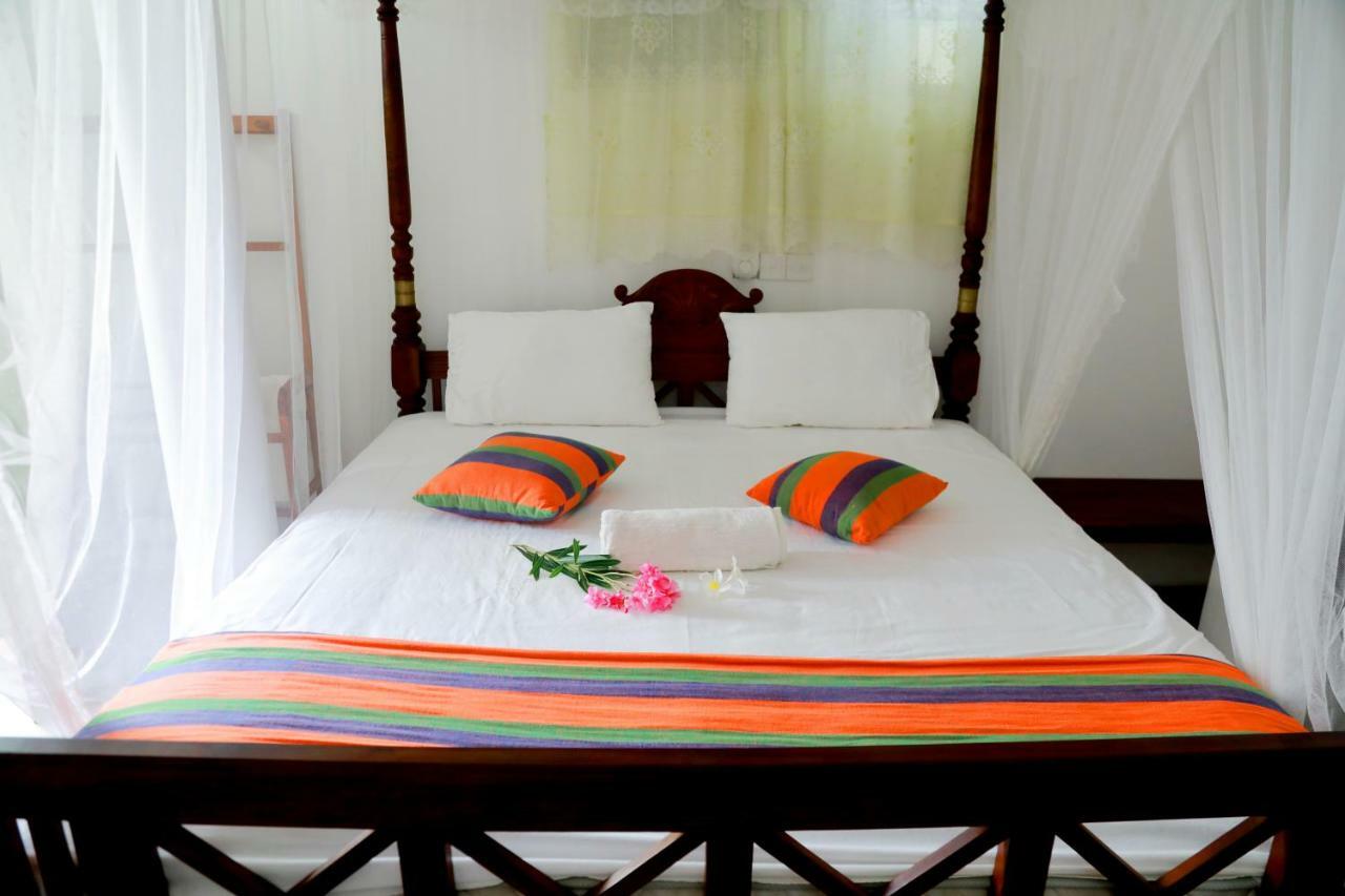 Nisala Guest Hotell Galle Exteriör bild