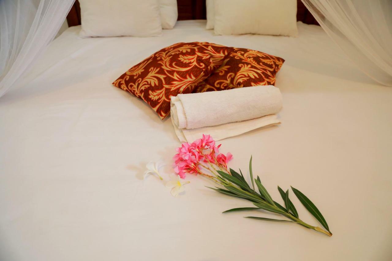 Nisala Guest Hotell Galle Exteriör bild